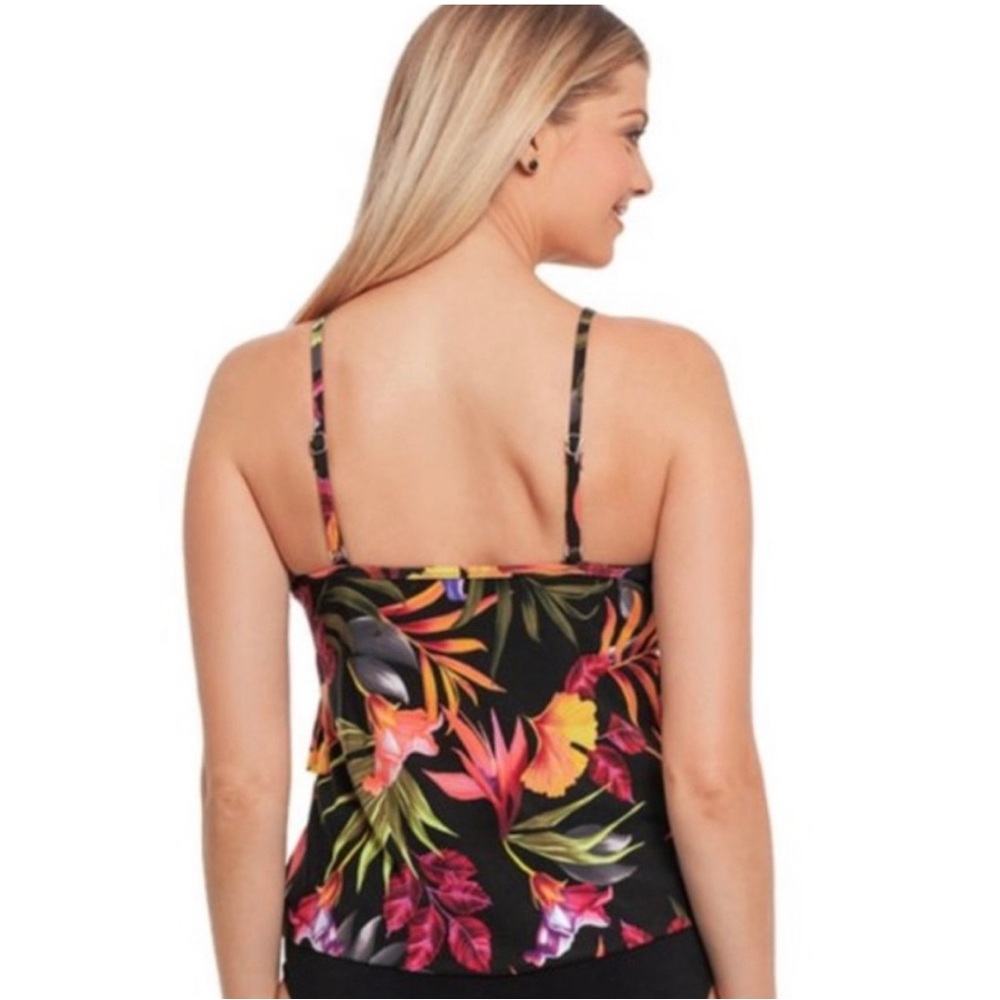 Magicsuit Swim Oasis Rita Tankini Top Black Tropical
Size 8